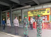 Personel Gabungan TNI-POLRI Pos Pelayanan Ops Liong Kapuas 2024 di Singkawang Grand Mall Lakukan Persiapan Pengamanan