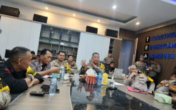 Wakapolda Kalbar Pimpin Analisa dan Evaluasi Operasi Mantap Brata Kapuas 2024 di Command Center Polda Kalbar